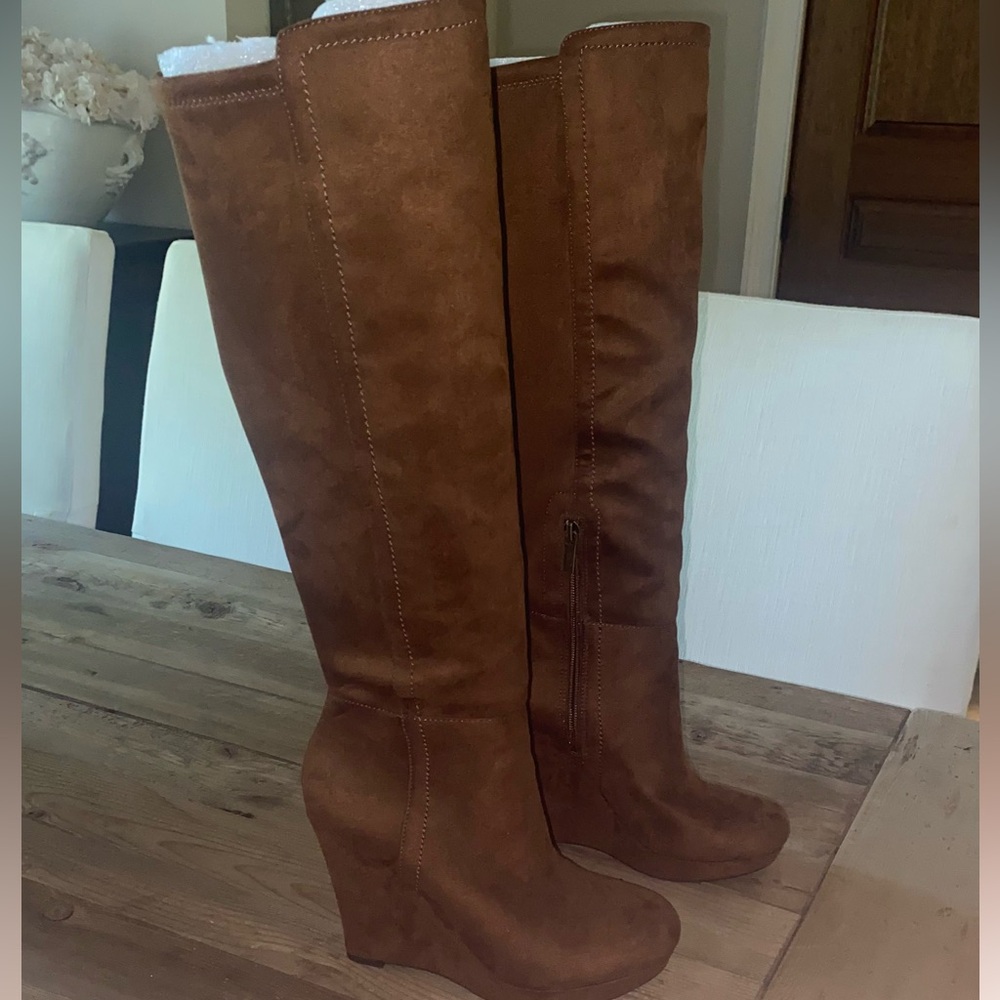 Jessica Simpson boots